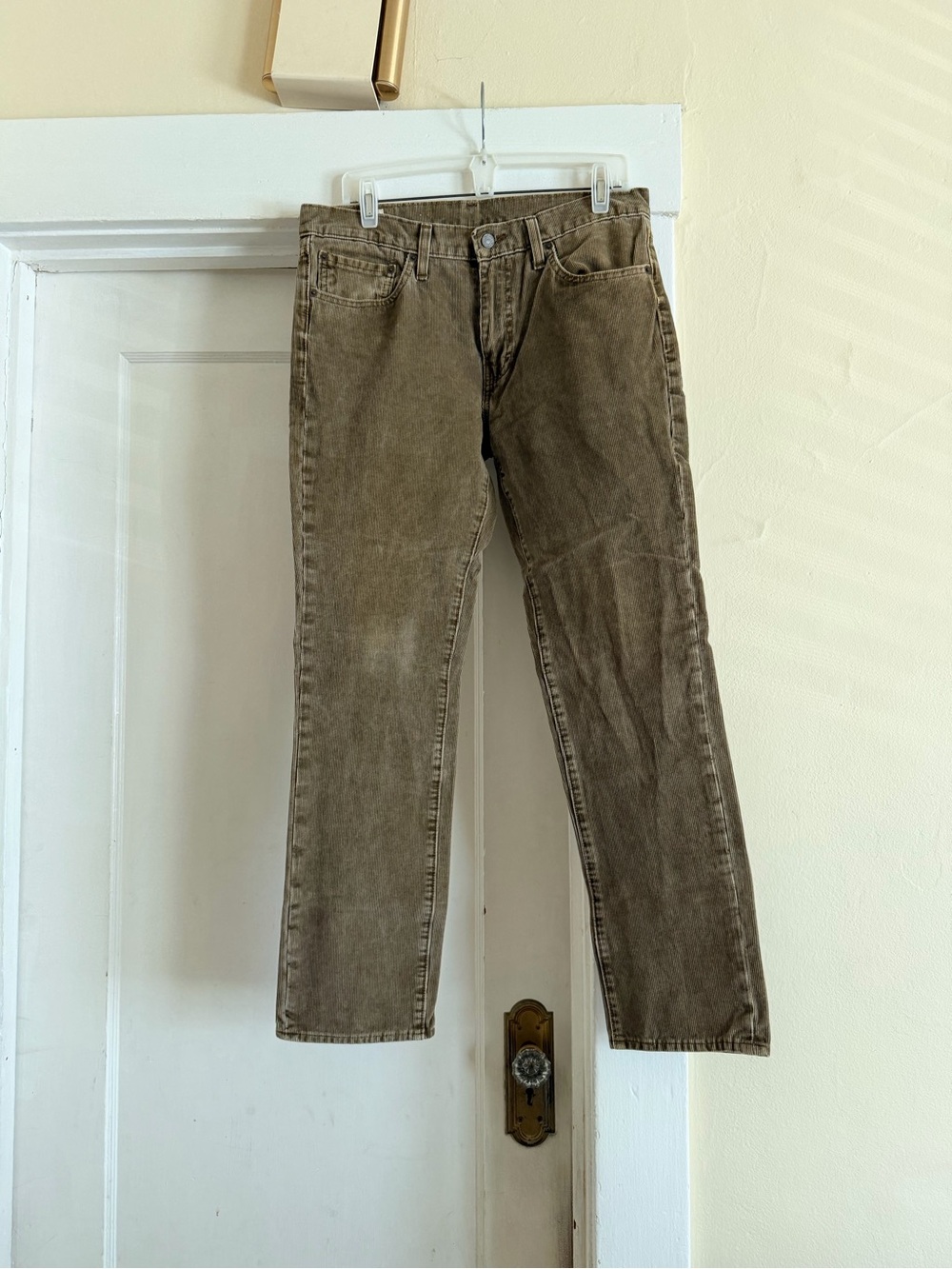 Levi's Men's Corduroy Pants in Olive Size 33 X 32